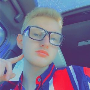 Meet your Posher, Timothy